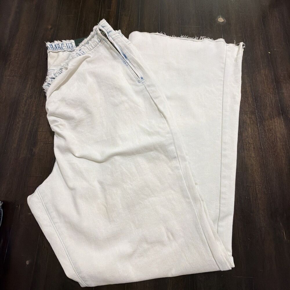 Wild Fable Jeans Women's Size 17/33 Wide Leg Flare Stone Wash